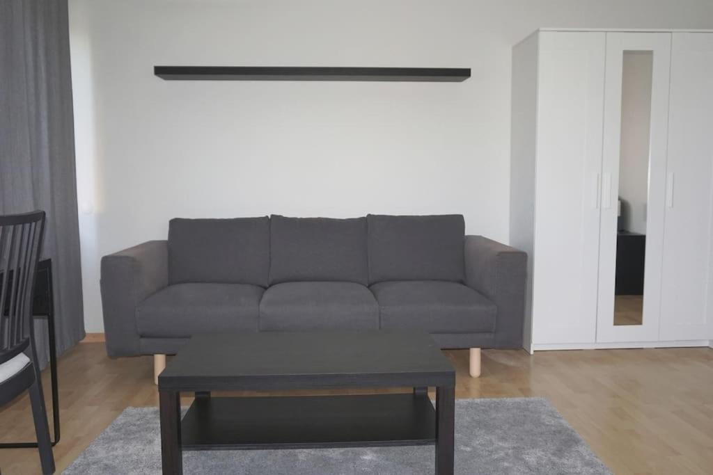 Close To Airport Daire